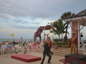 ABC Circus - Juggler - Miami, FL - Hero Gallery 2