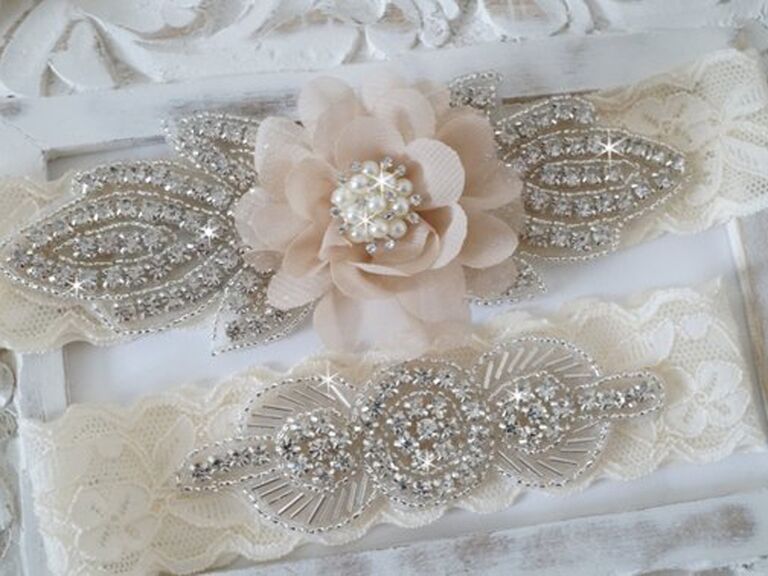 30 Pretty Wedding Garters And Bridal Garter Sets