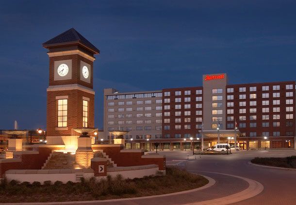 Coralville Marriott Hotel & Conference Center  Reception 