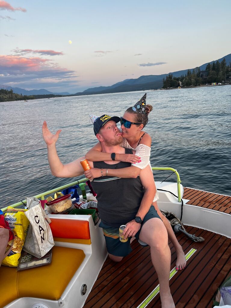 Cheesy couple lake photo #2 (told you there were more...)