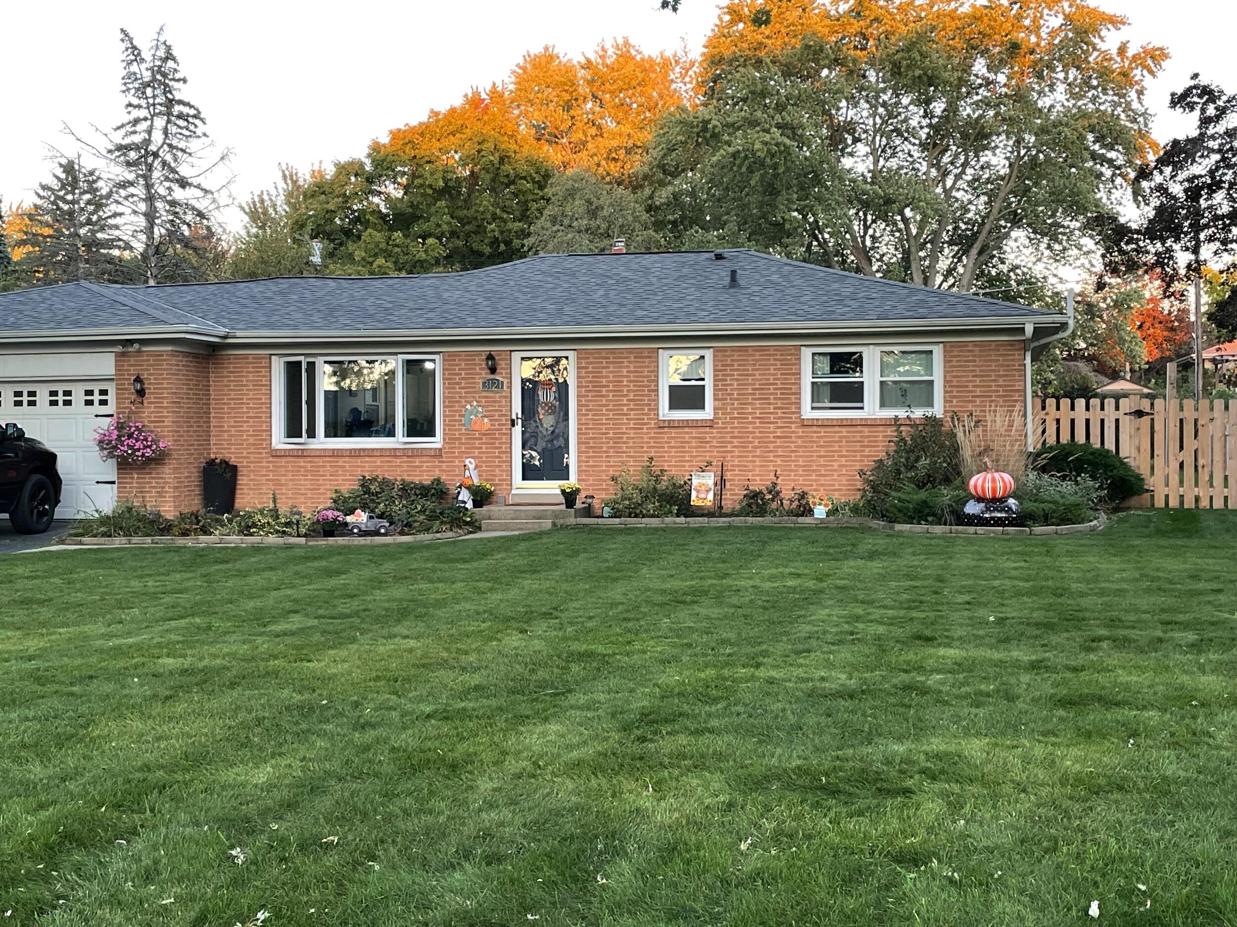 Sam and Alyssa move into their new home