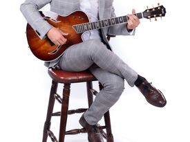 Daniel Ondaro - Singer Guitarist - Denver, CO - Hero Gallery 4