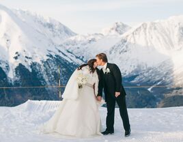 Alaska mountain wedding