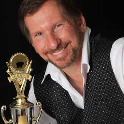 Midwest's Top Comedy Magician/Hypnotist Jeff Quinn, profile image