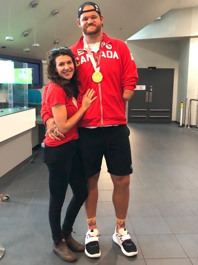 After a summer of long distance, Greg and Tay reunite!