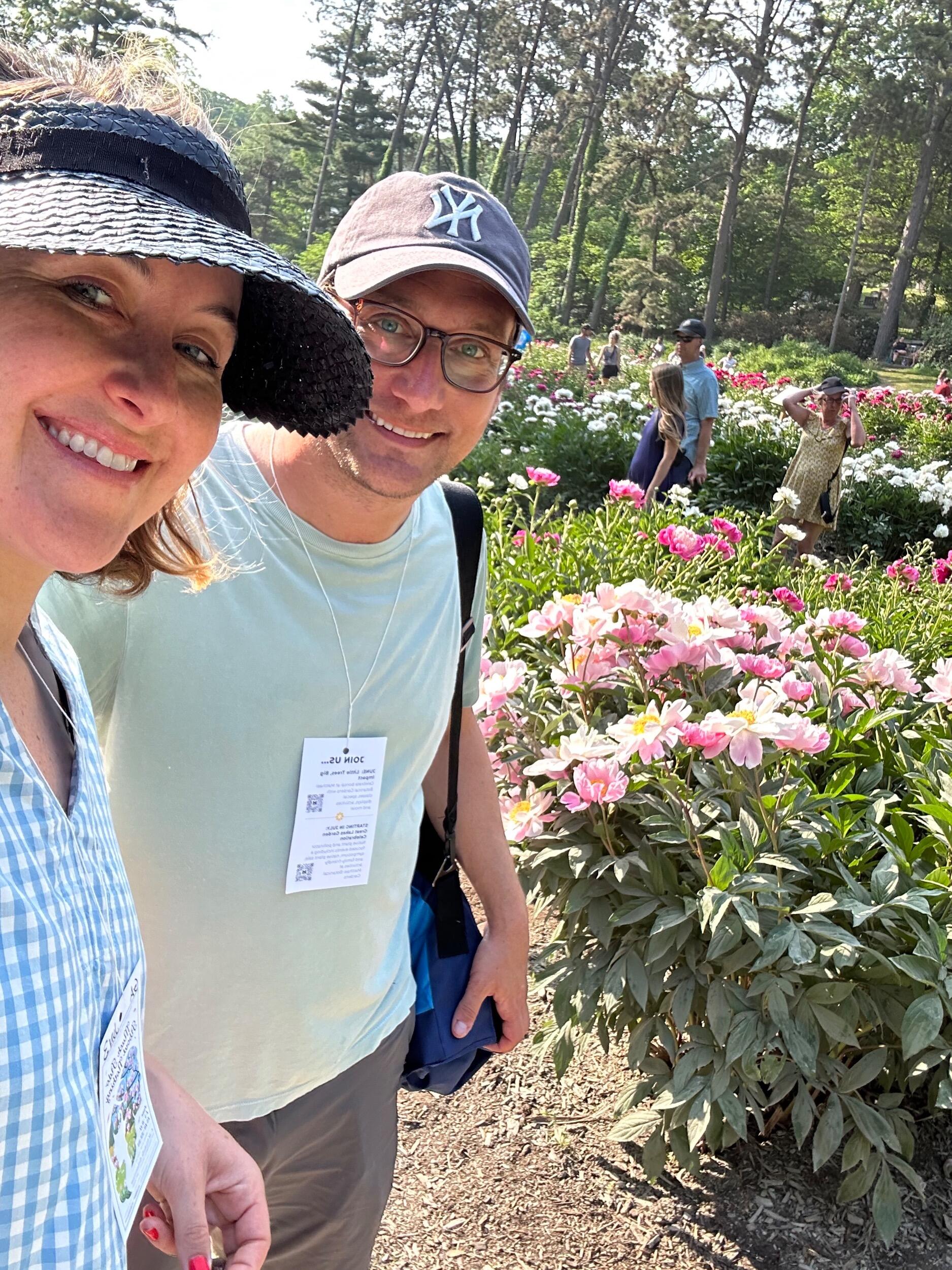 One year later, back to the peony garden!