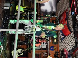 Buffy and the Slayers - 90s Band - Parrish, FL - Hero Gallery 4