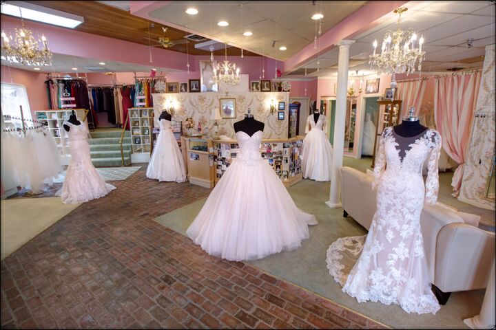 The Bridal  Suite of Louisville  Bridal  Salons 