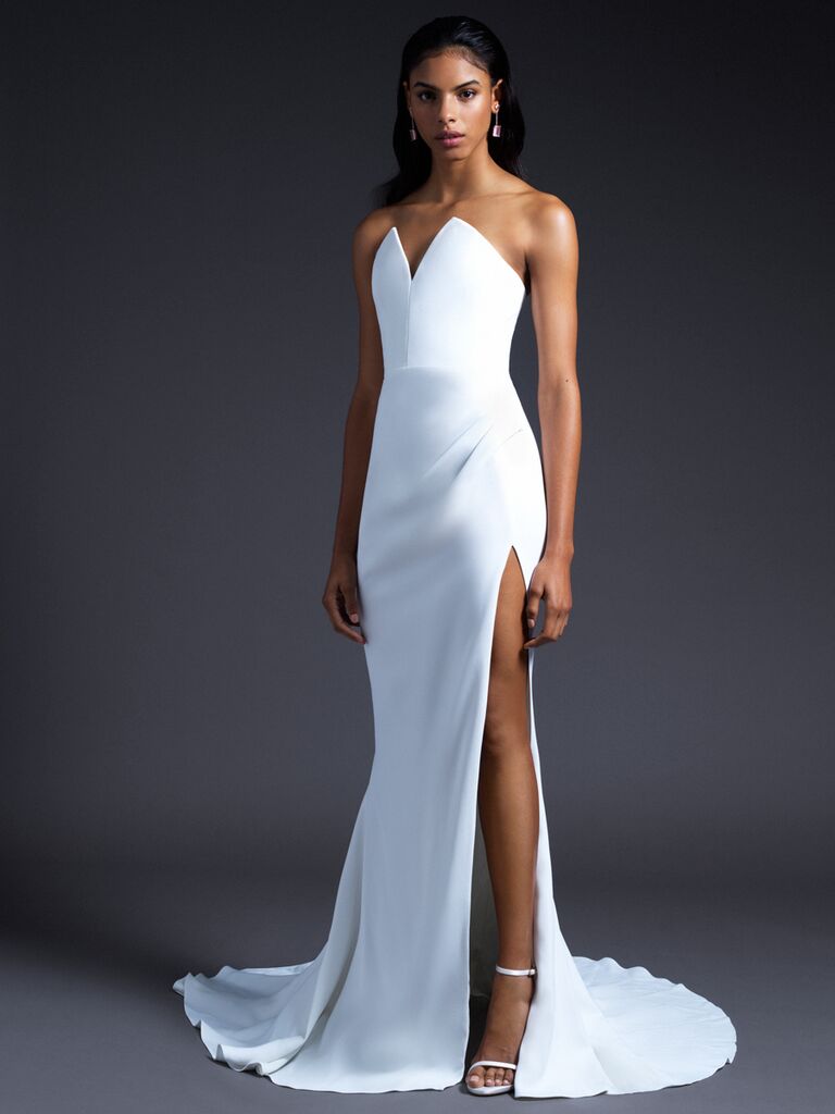 Cushnie Fall 2019 Collection: Bridal Fashion Week Photos