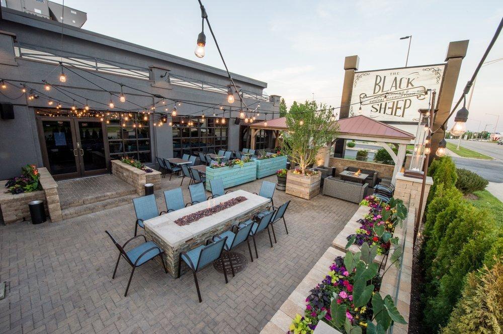 After following Liz around all day at work despite both of them working on neighboring units, Lance asks out Liz to go on their first date after work. They went for drinks at Black Sheep in Orland Hills, IL.