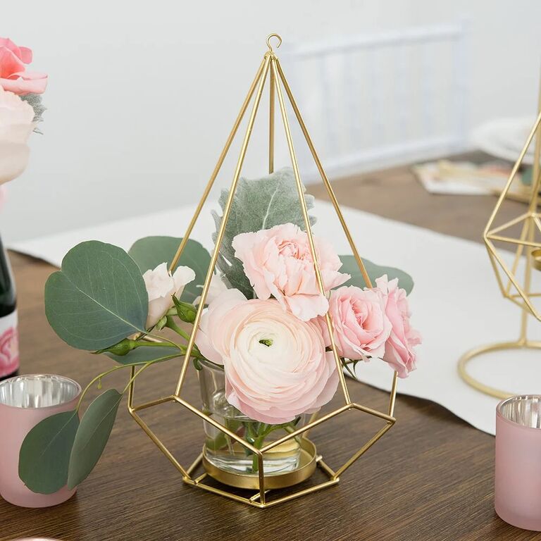 Geometric engagement pieces for your engagement party