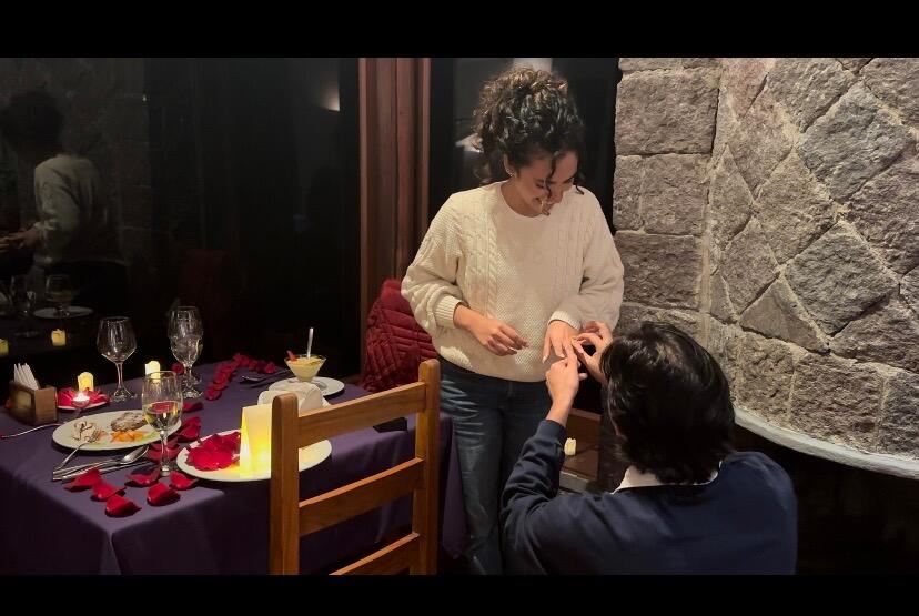 Juan asks Elaina to marry him