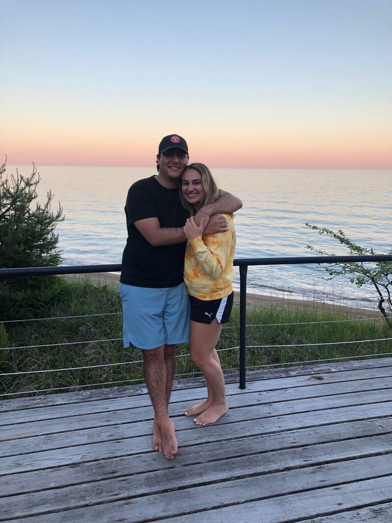 With Lea back in Chicago, Brandon and Lea were finally able to physically date each other and meet each other's friends and families. They grew even closer!