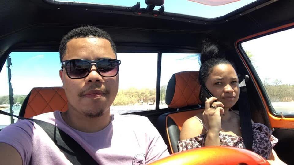 First roadtrip to Swakopmund together.
Alberto said he will only greet me in Windhoek then he surprised me by driving me back to Swakopmund himself.
