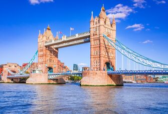 Picture of Tower Bridge in London, England