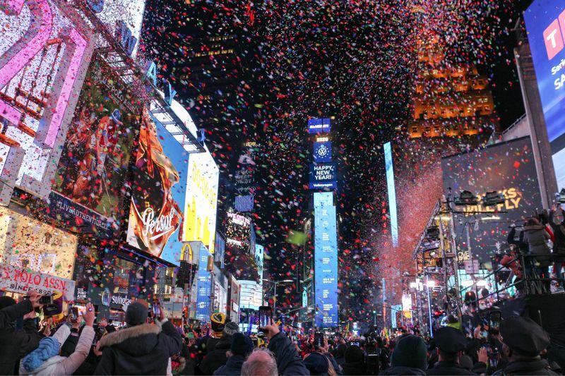 New Year's Eve Party Ideas for 2024 - livestream the countdown