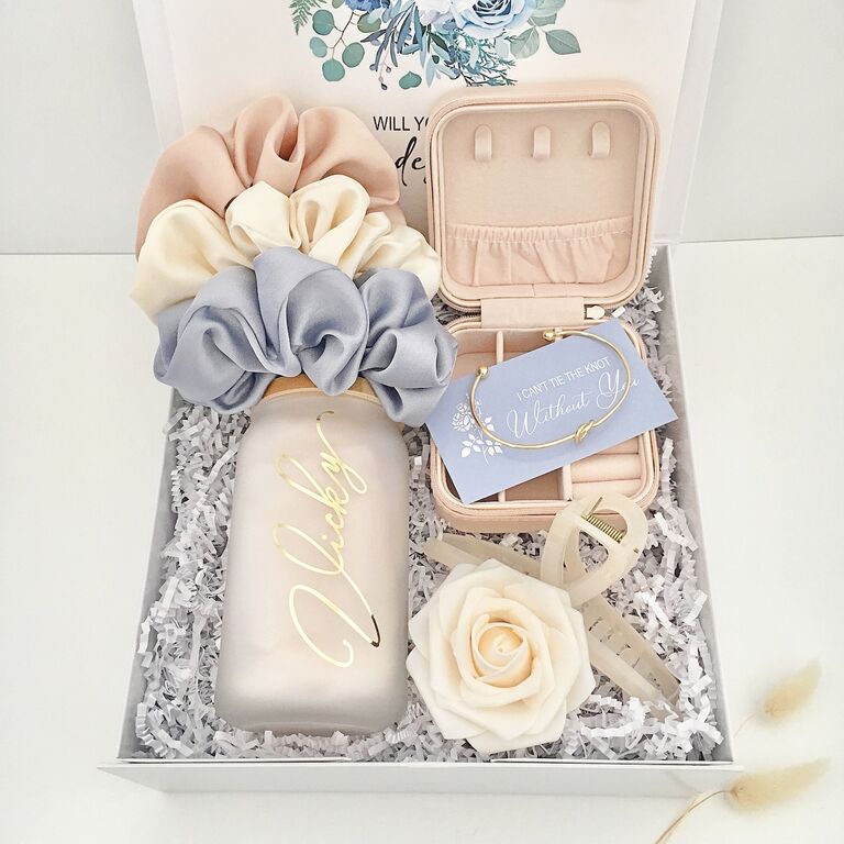 Stylish and Thoughtful Bridesmaid Gift Packages