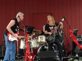 Karen Hart Band - Classic Rock Band - Naperville, IL - Hero Gallery 4