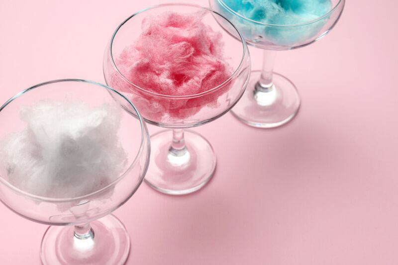 Gender reveal party ideas - cotton candy champagne