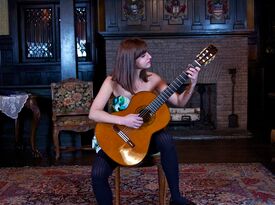 Nicole Auriemma - Classical Guitarist - Chicago, IL - Hero Gallery 2