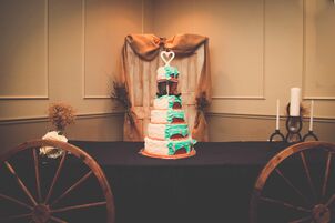  Wedding  Cake  Bakeries in Omaha NE The Knot