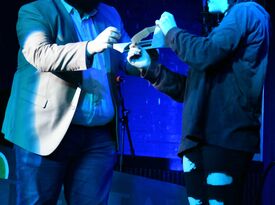 Seth Dreams Magic - Comedy Magician - Springfield, MO - Hero Gallery 3