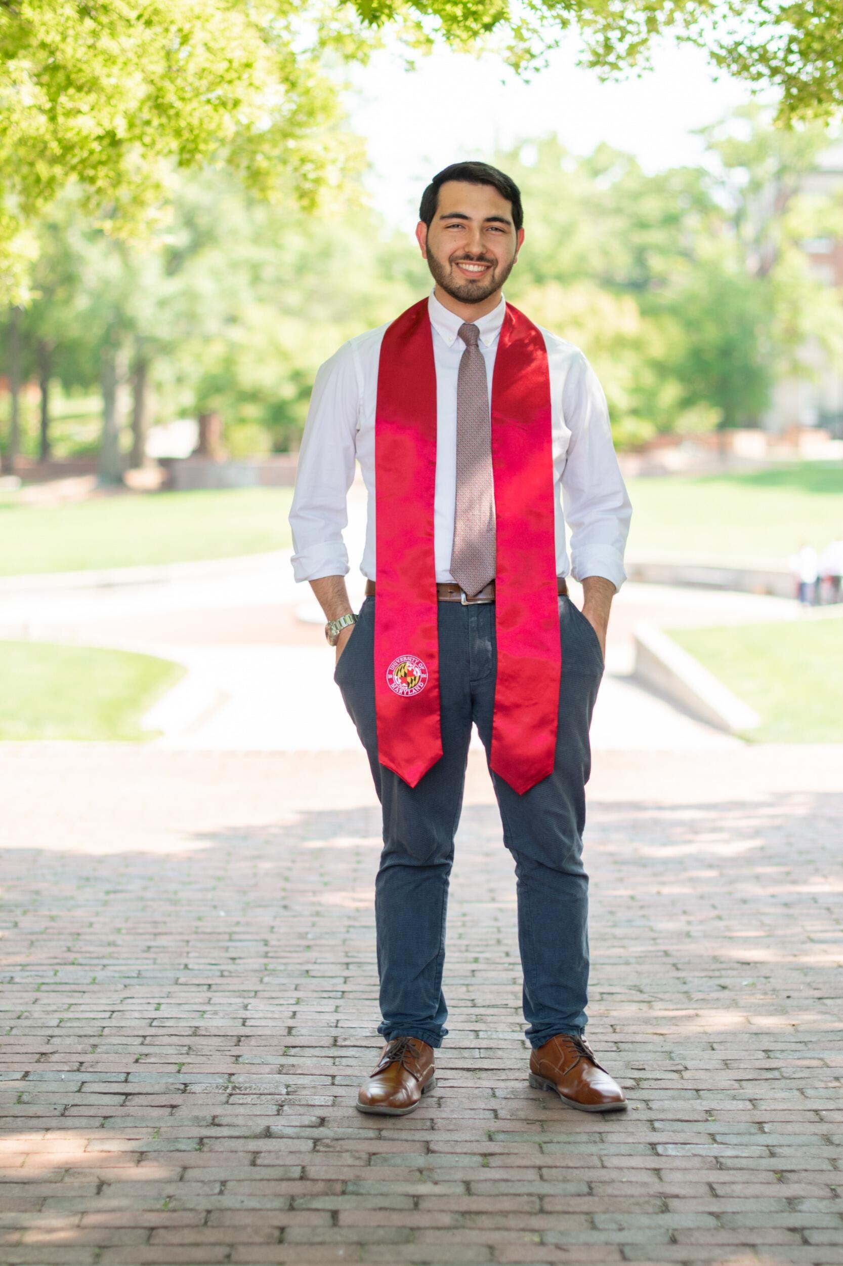 Scott finishes up his undergraduate at the University of Maryland and moves to Washington Heights to start grad school. 