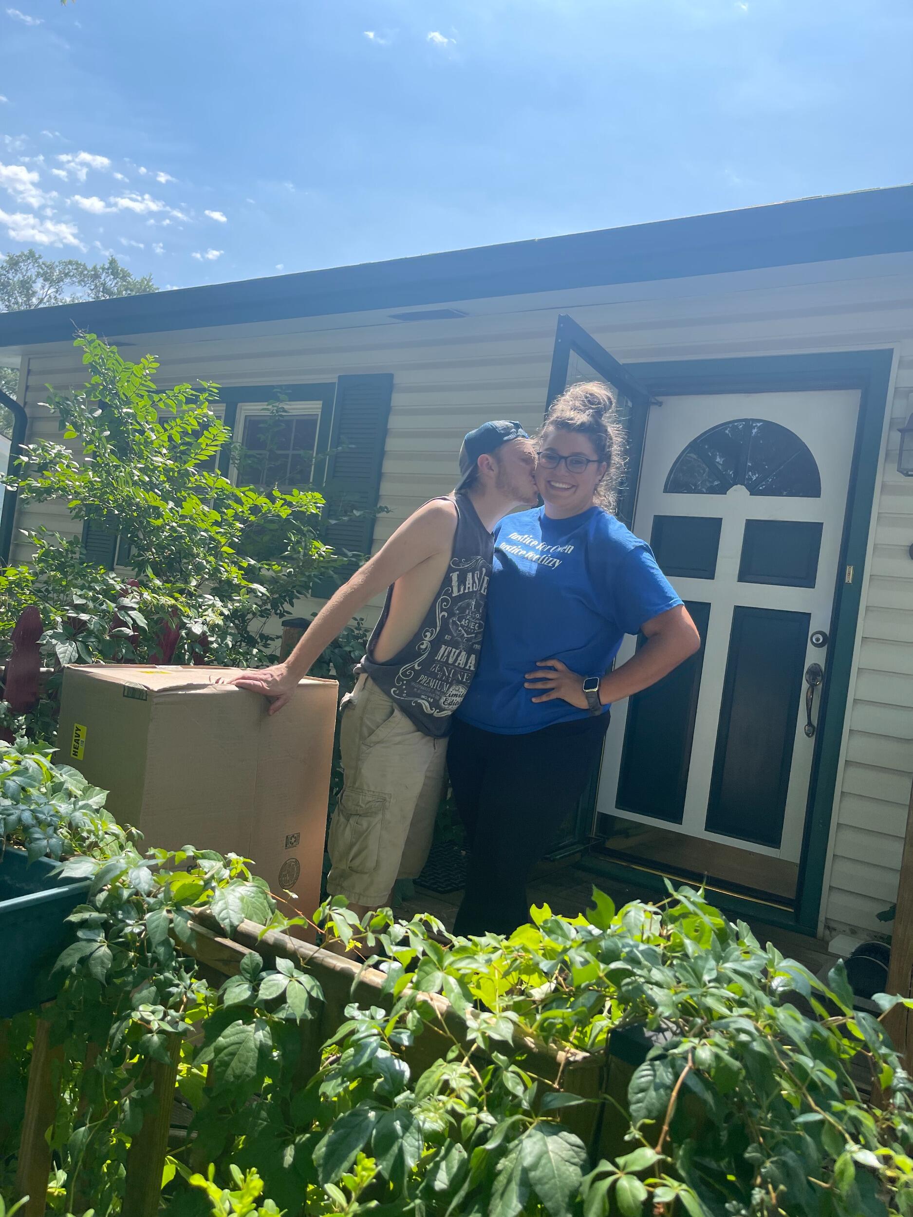 WE BOUGHT OUR HOUSE!