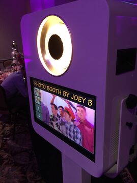 A Photo Booth By DJ Joey B - Photo Booth - Middletown, NY - Hero Main