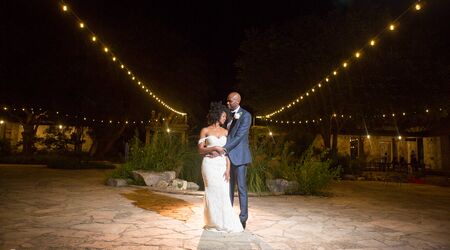 Lady Bird Johnson Wildflower Center Wedding in Austin, Texas • Austin  Wedding Photographer