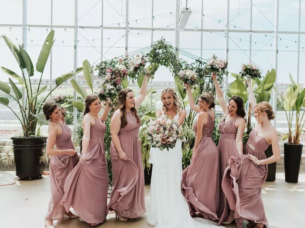 12 Small Wedding Venues in Michigan for a Petite Celebration