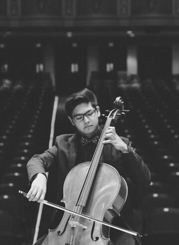 Alejandro Thompson-Sánchez - Cellist - Pasadena, CA - Hero Main
