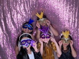 Atom Events Photobooths & 360 Photobooth - Photo Booth - Chicago, IL - Hero Gallery 2