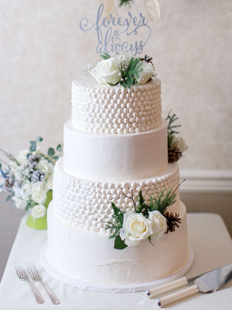 20 Frosty Winter Wedding Cakes