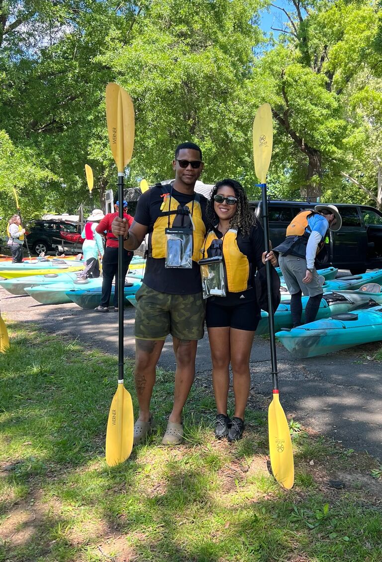 Después del cumpleaños de Erin, fuimos a un Tour en Kayak para ver los Monumentos a través del Río Potomac. Terminamos el día comiendo los mejores tacos y margaritas de DC en Chicatana.