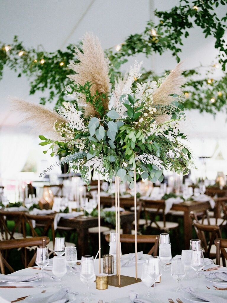 55 Boho & Rustic Wildflower Wedding Ideas on Budget -  Wildflower wedding,  Wedding centerpieces, Wedding table