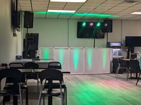 Edwards Entertainment LLC - DJ - Charles City, VA - Hero Gallery 1