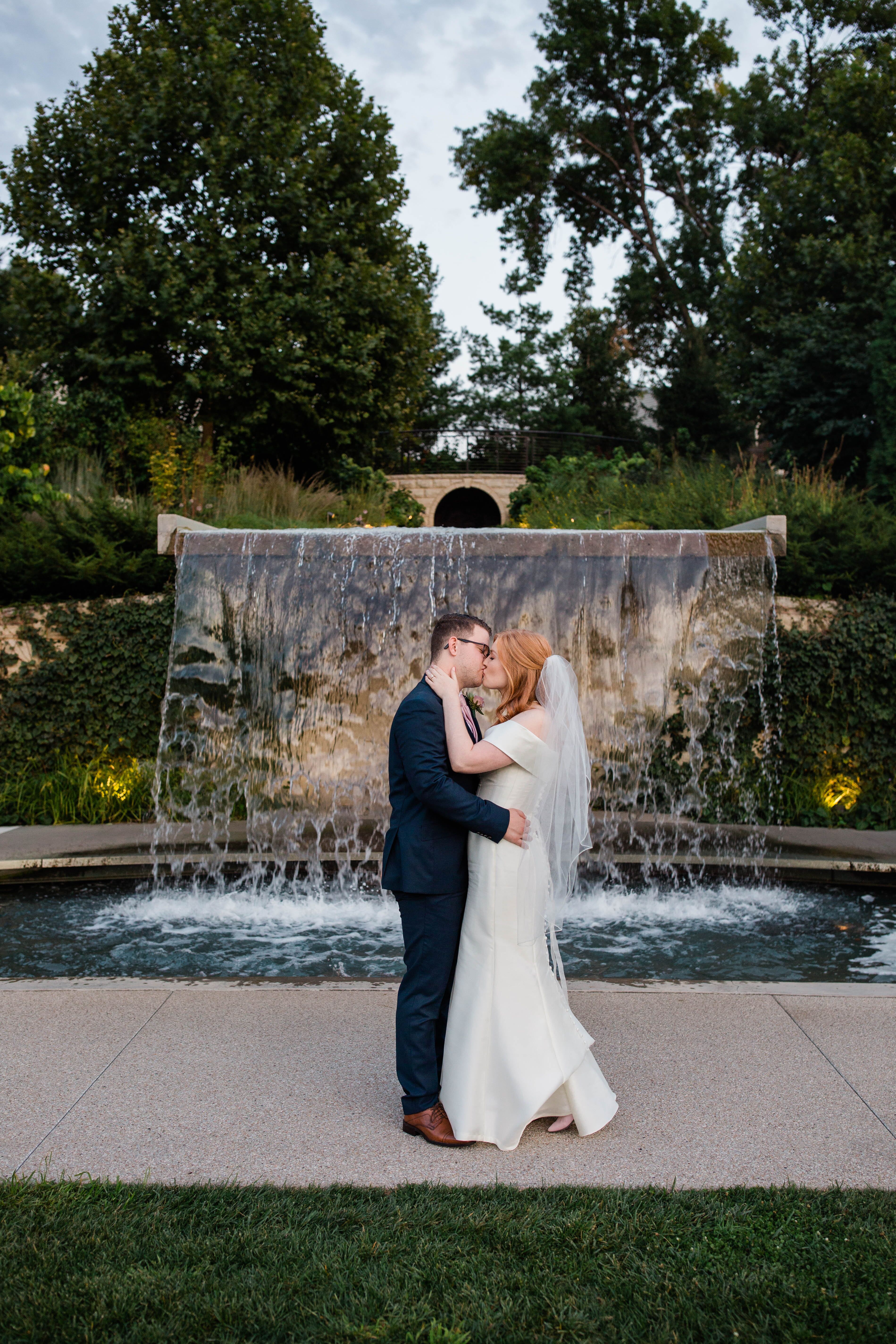 Greater Des Moines Botanical Garden Reception Venues - The Knot