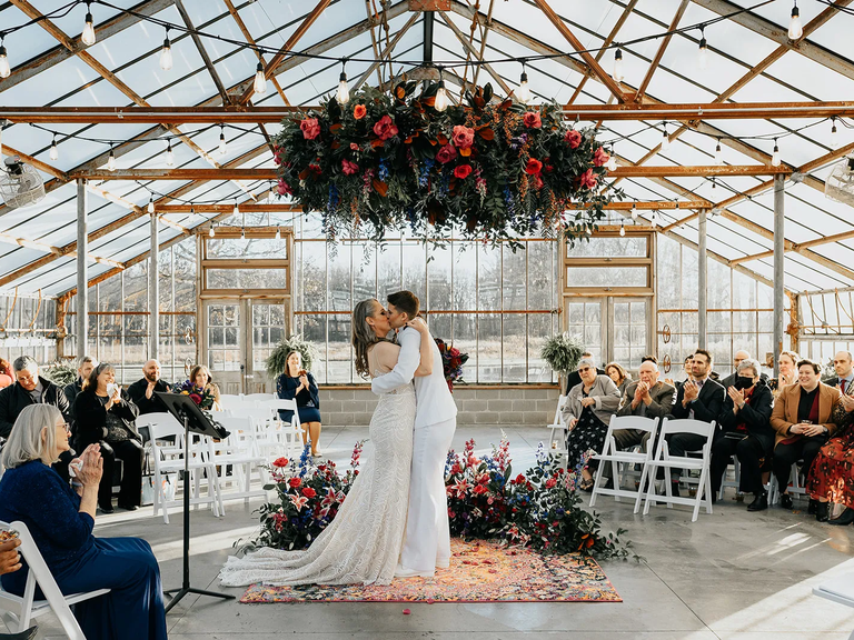 Outdoor Wedding Venues in Ohio Full of Wooded Vibes
