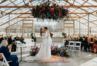 Outdoor Wedding Venues in Ohio Full of Wooded Vibes