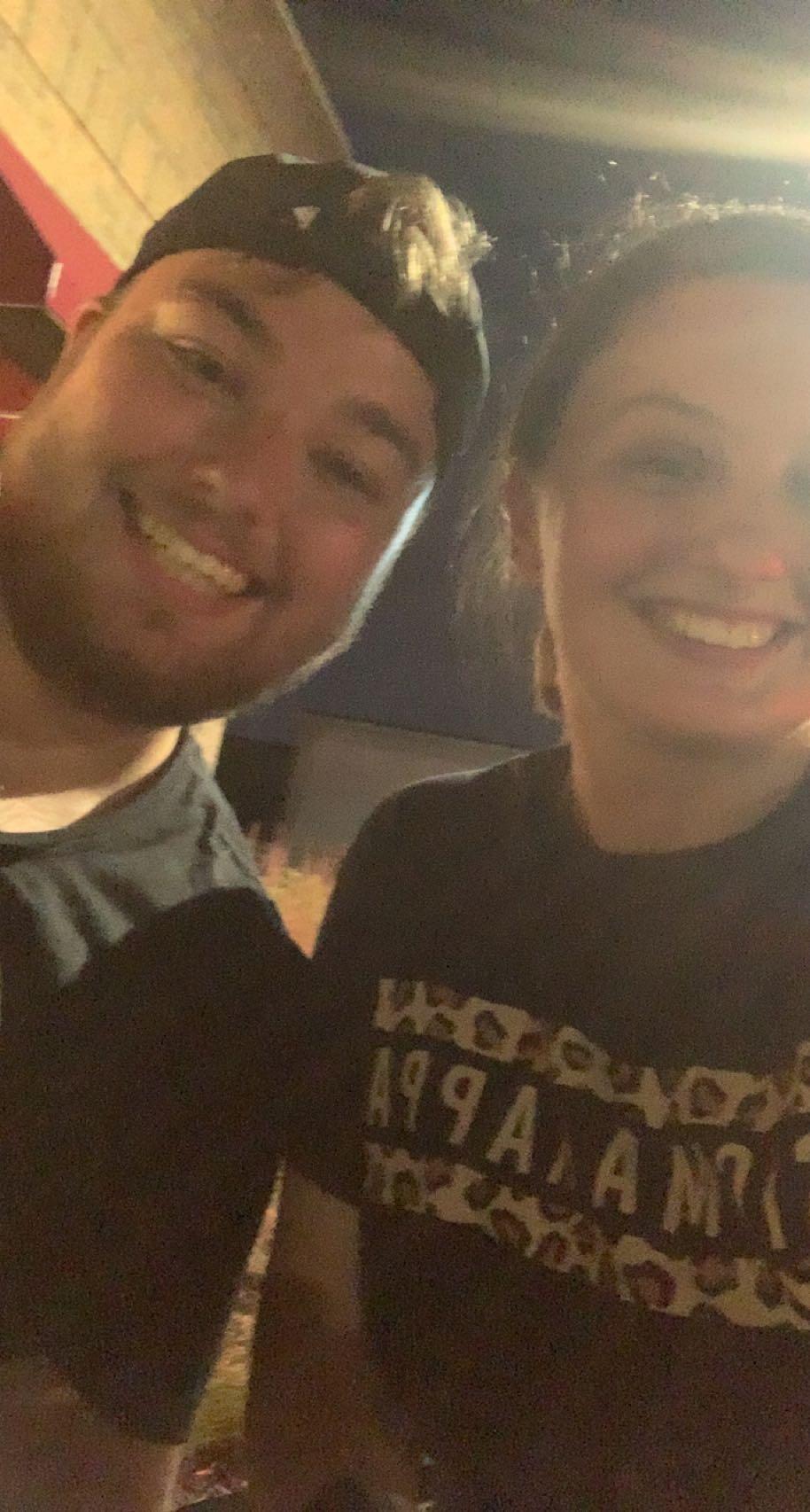 Josh and Makayla met online on July 30th but had their first date on August 2nd. This was their first picture taken on their second date 24 hours after their first date!