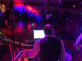 Soundwave Productions DJs Entertainment - DJ - Ellenville, NY - Hero Gallery 3