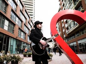 Colin James Gibson - Guitarist - Toronto, ON - Hero Gallery 2