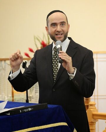Rabbi Pini Dunner - Motivational Speaker - Beverly Hills, CA - Hero Main