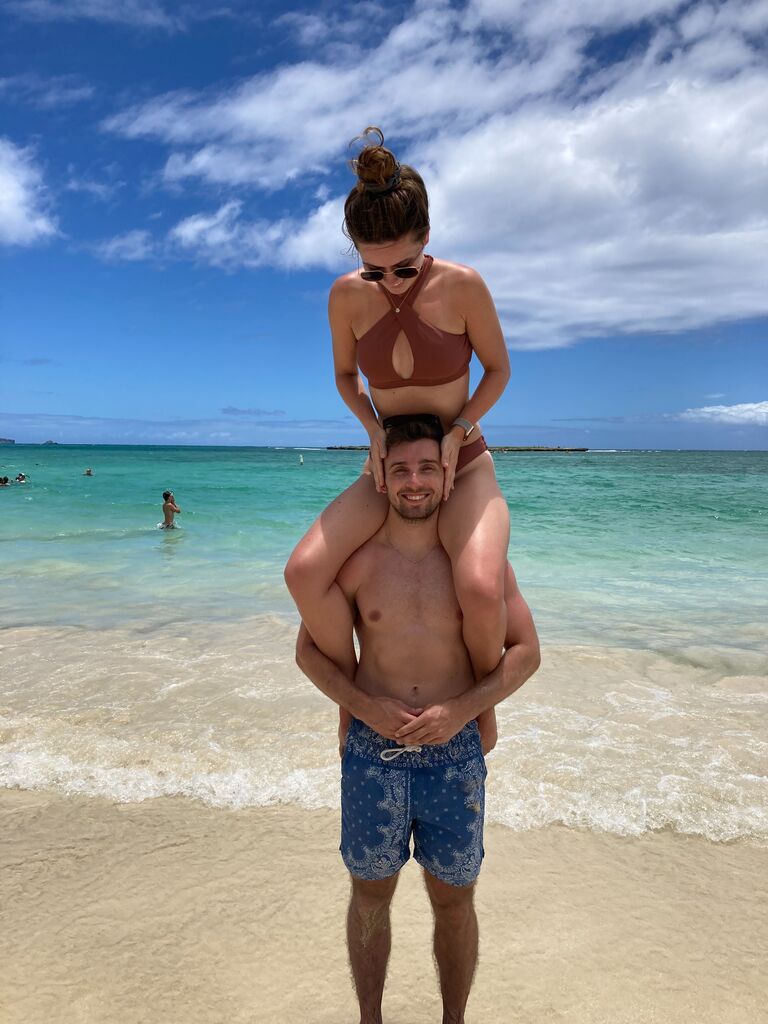 Their trip to Hawaii was filled with fresh fruit smoothies, relaxing hikes, painful sunburn and yummy steak! 