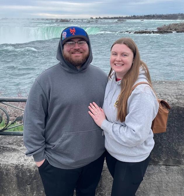 10 years together at Niagara Falls!