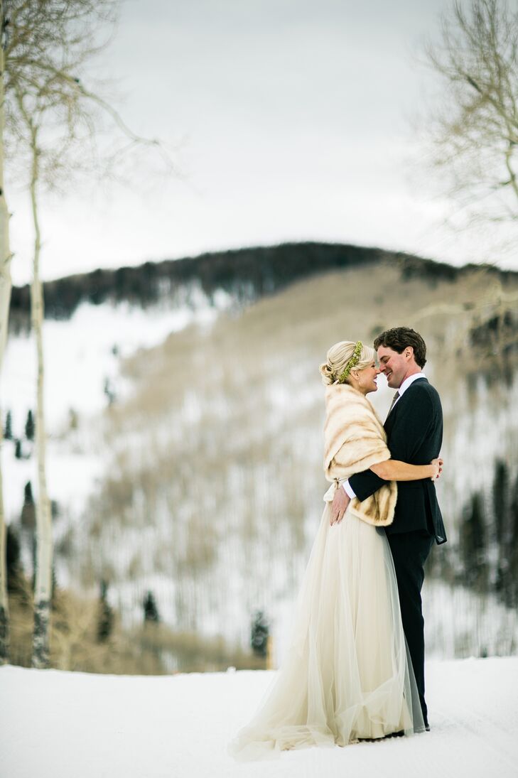 A Gold Winter Wedding At Trappers Cabin In Beaver Creek Colorado