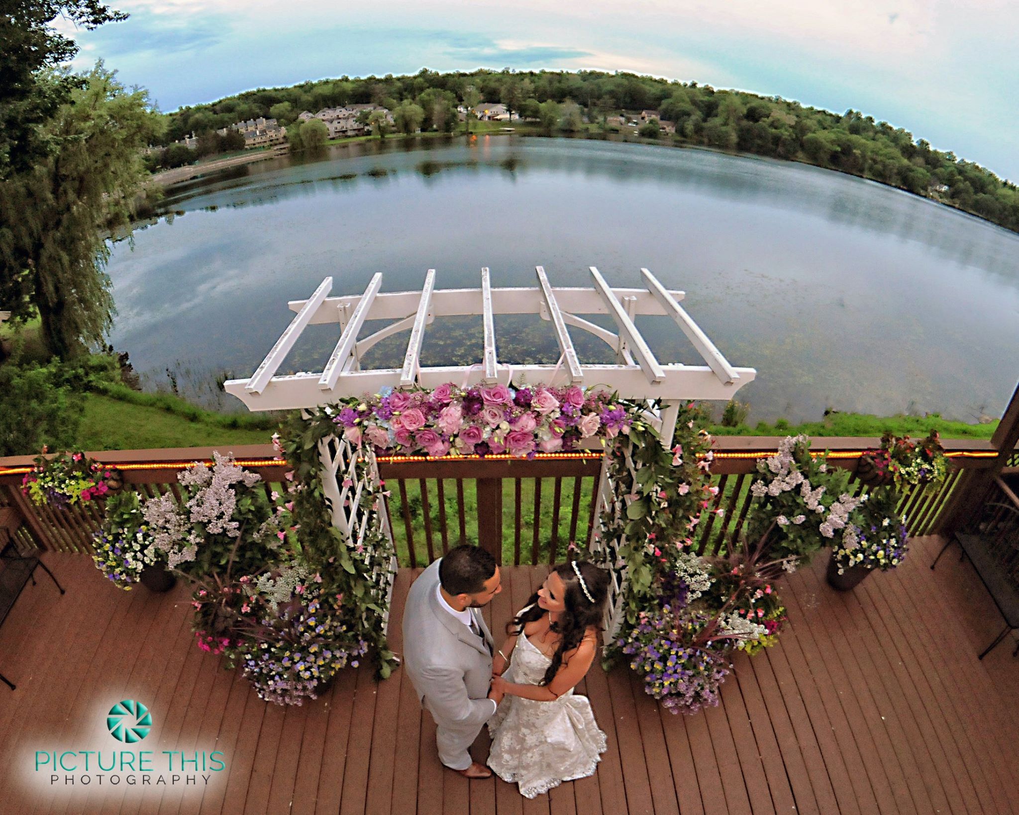 ANTHONY'S LAKE CLUB Rehearsal Dinners, Bridal Showers & Parties The