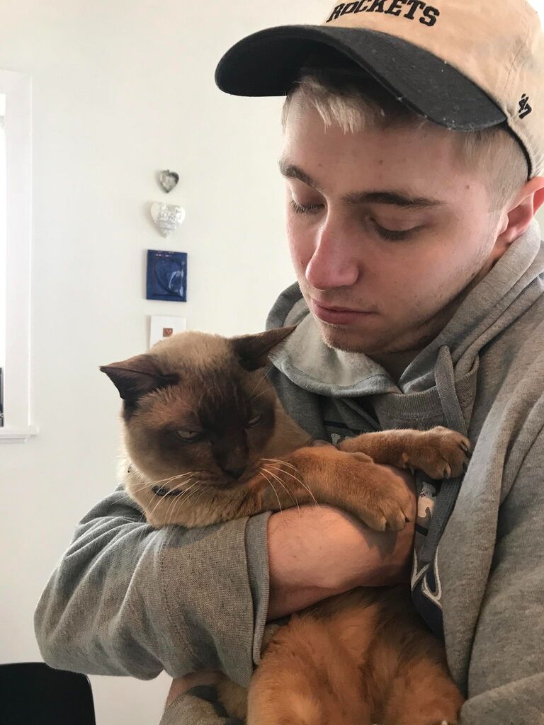 Our first housesitting experience for Auntie Fi- with her baby Blu.