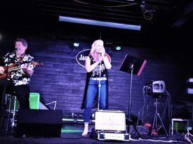 Three's A Crowd - Dance Band - Midvale, UT - Hero Gallery 4
